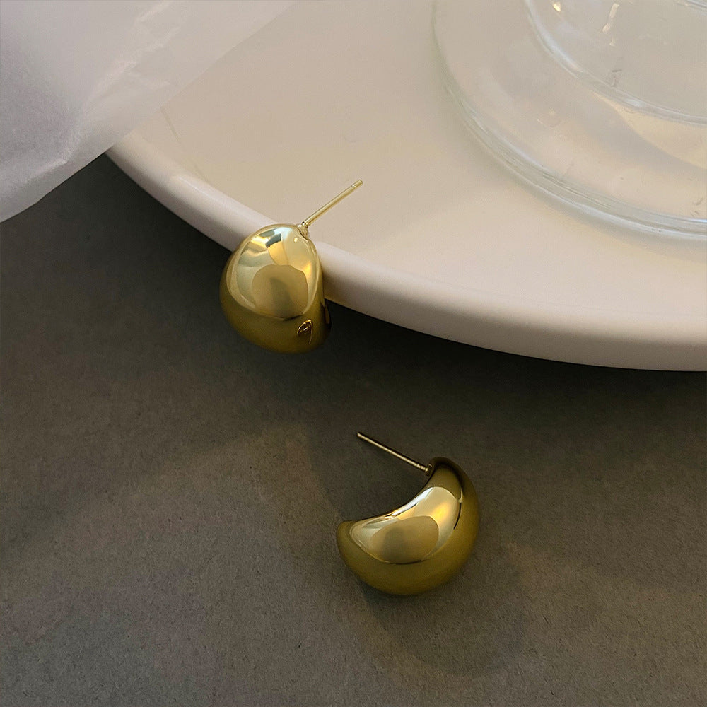 Wholesale high-grade hollow earrings women's French fashion gold-plated light luxury temperament plain ring earrings women